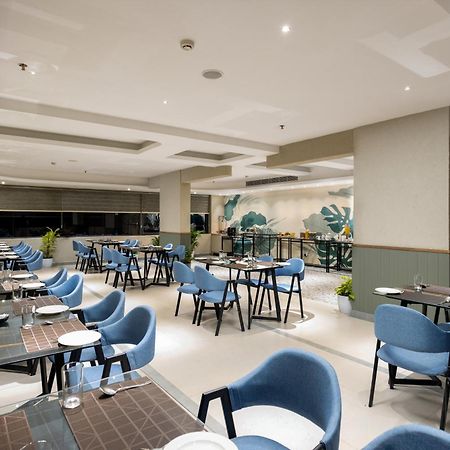 Presidency Airport Hotel Kochi Dış mekan fotoğraf
